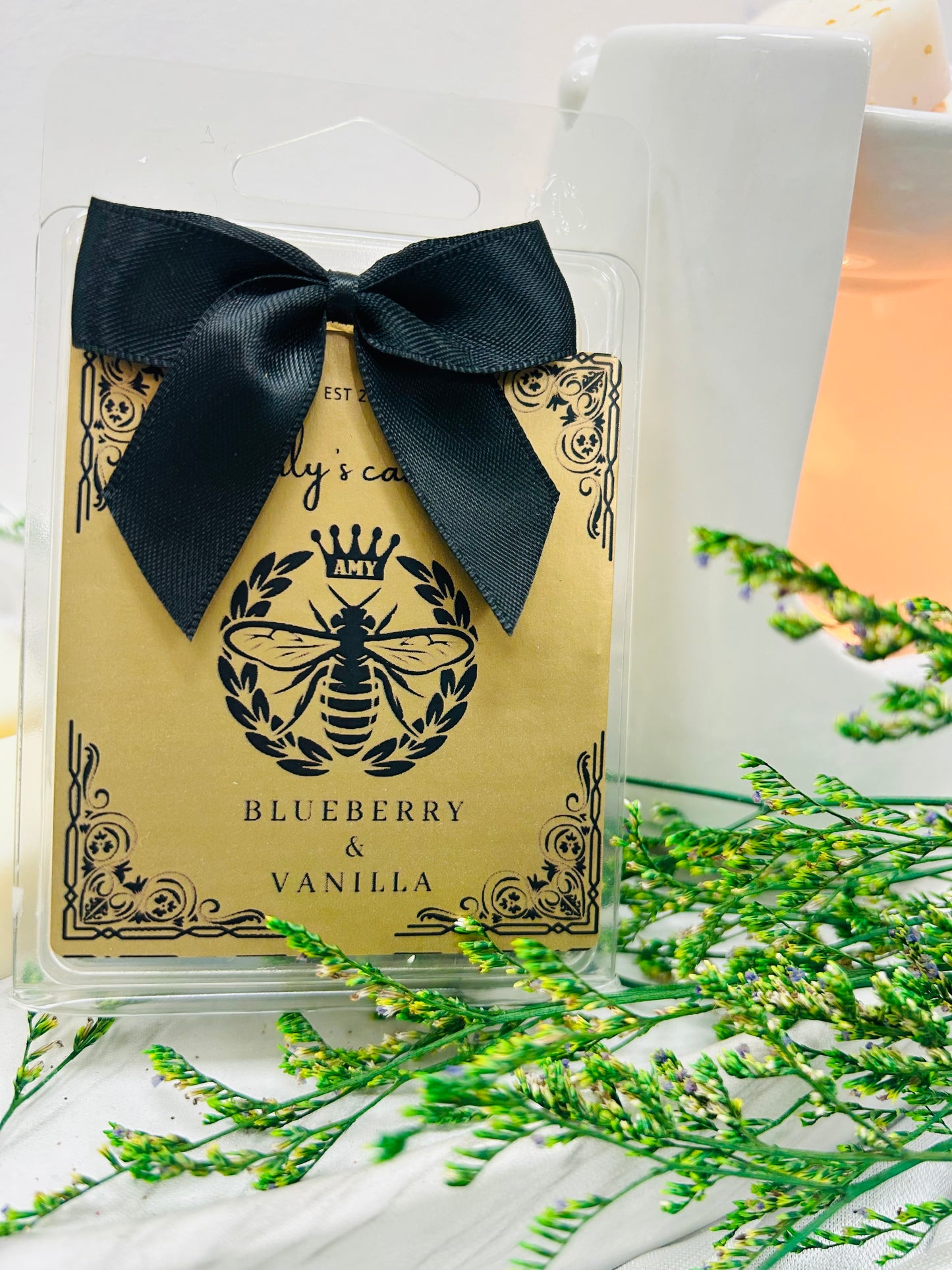 Blueberry and vanilla - six cubed clamshell