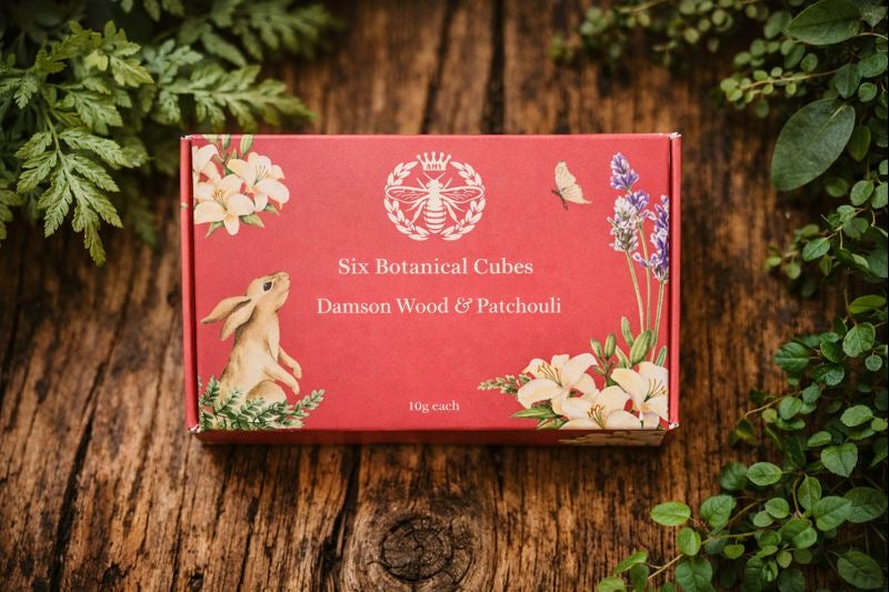 Damson wood & patchouli - Carly's candles & wax melts