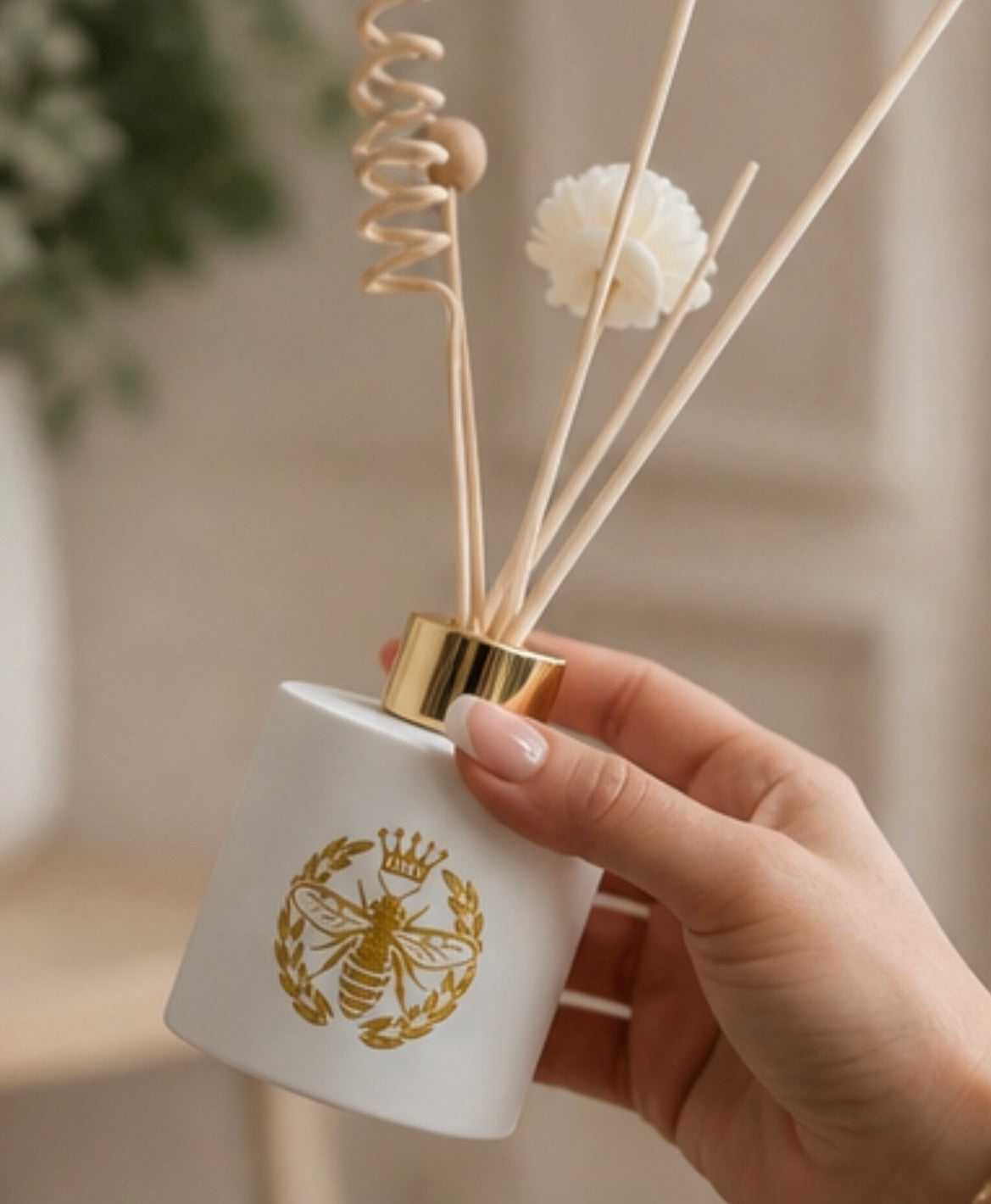 Peach Couture Reed Diffuser - Carly's candles & wax melts