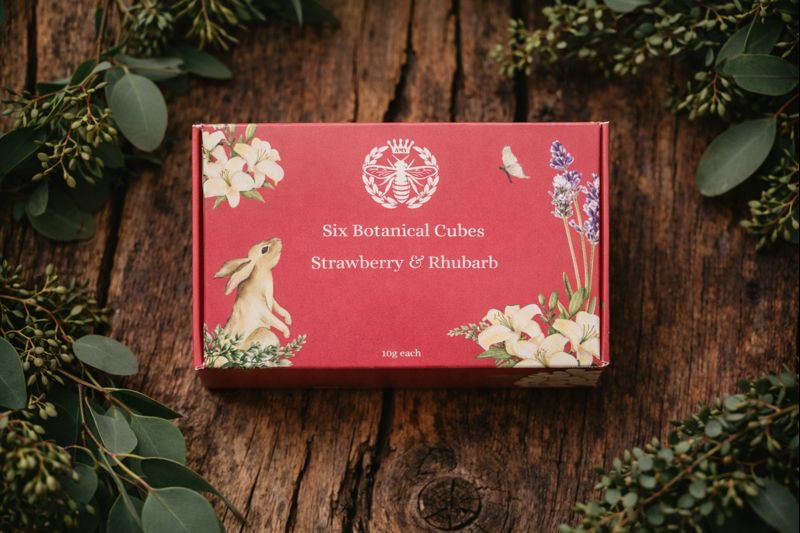 Strawberry & Rhubarb - Carly's candles & wax melts