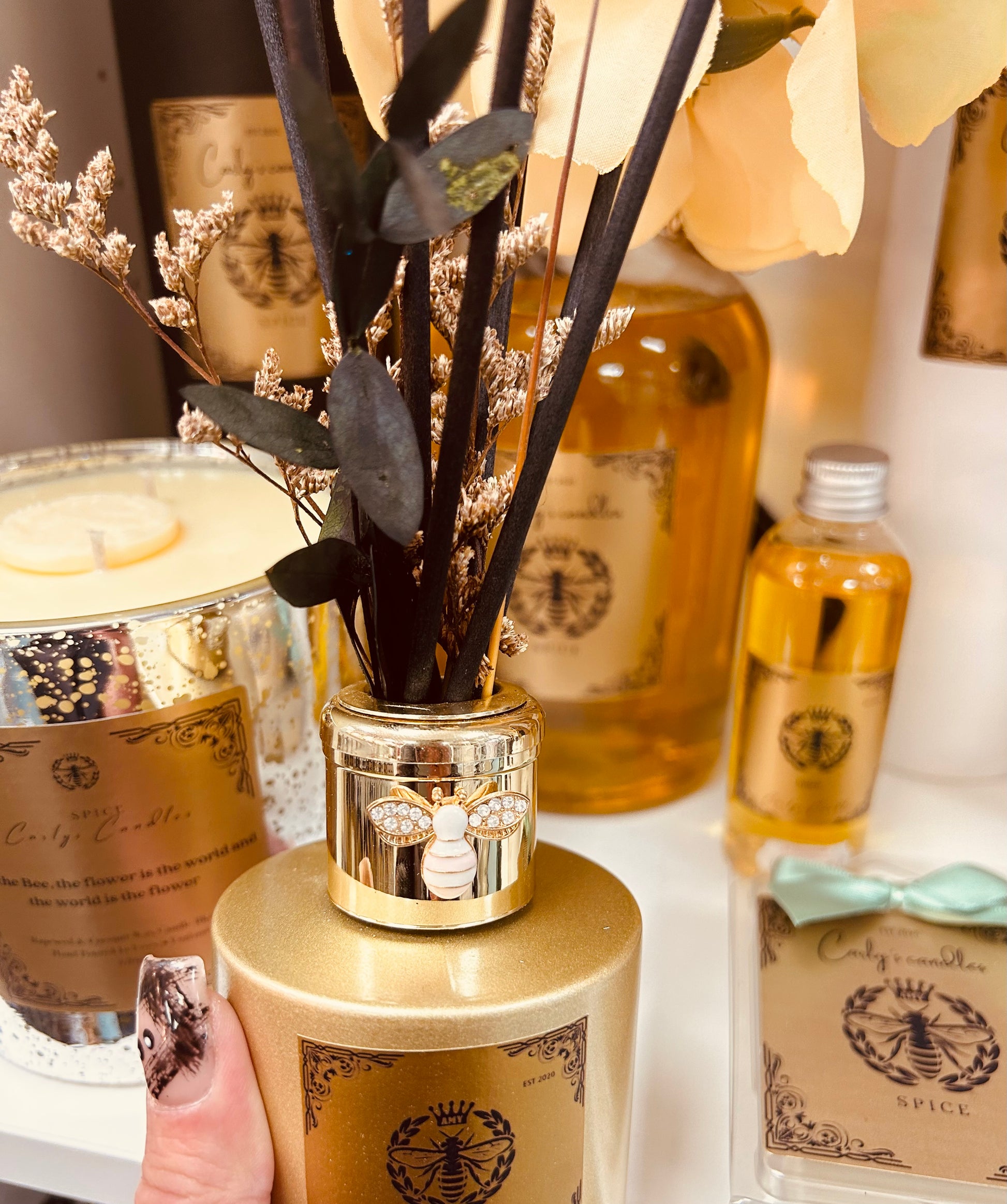 Spice fragranced Diffuser- flowers not included - Carly's candles & wax melts