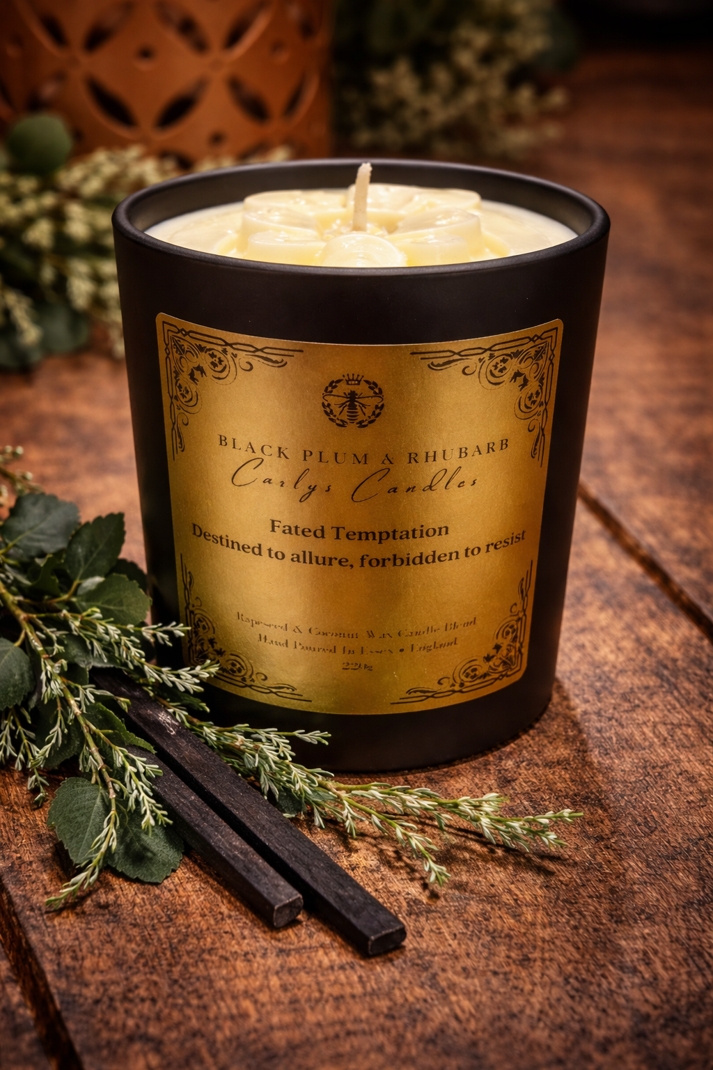 Black Plum & Rhubarb Scented Candle - Carly's candles & wax melts