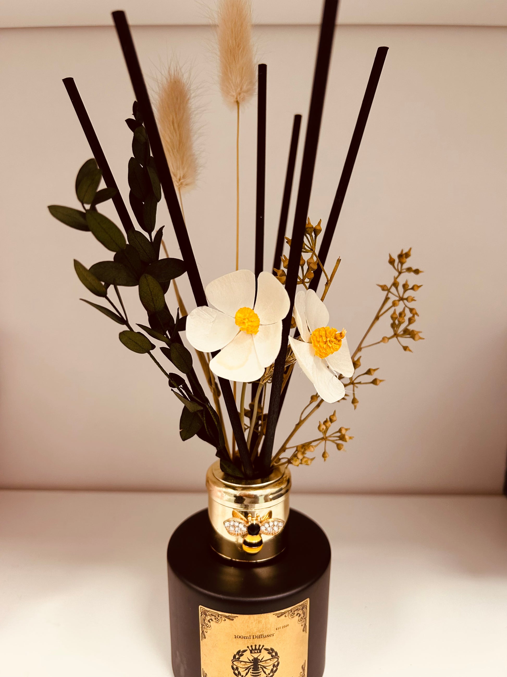 Black plum & Rhubarb diffuser - flowers not included - Carly's candles & wax melts