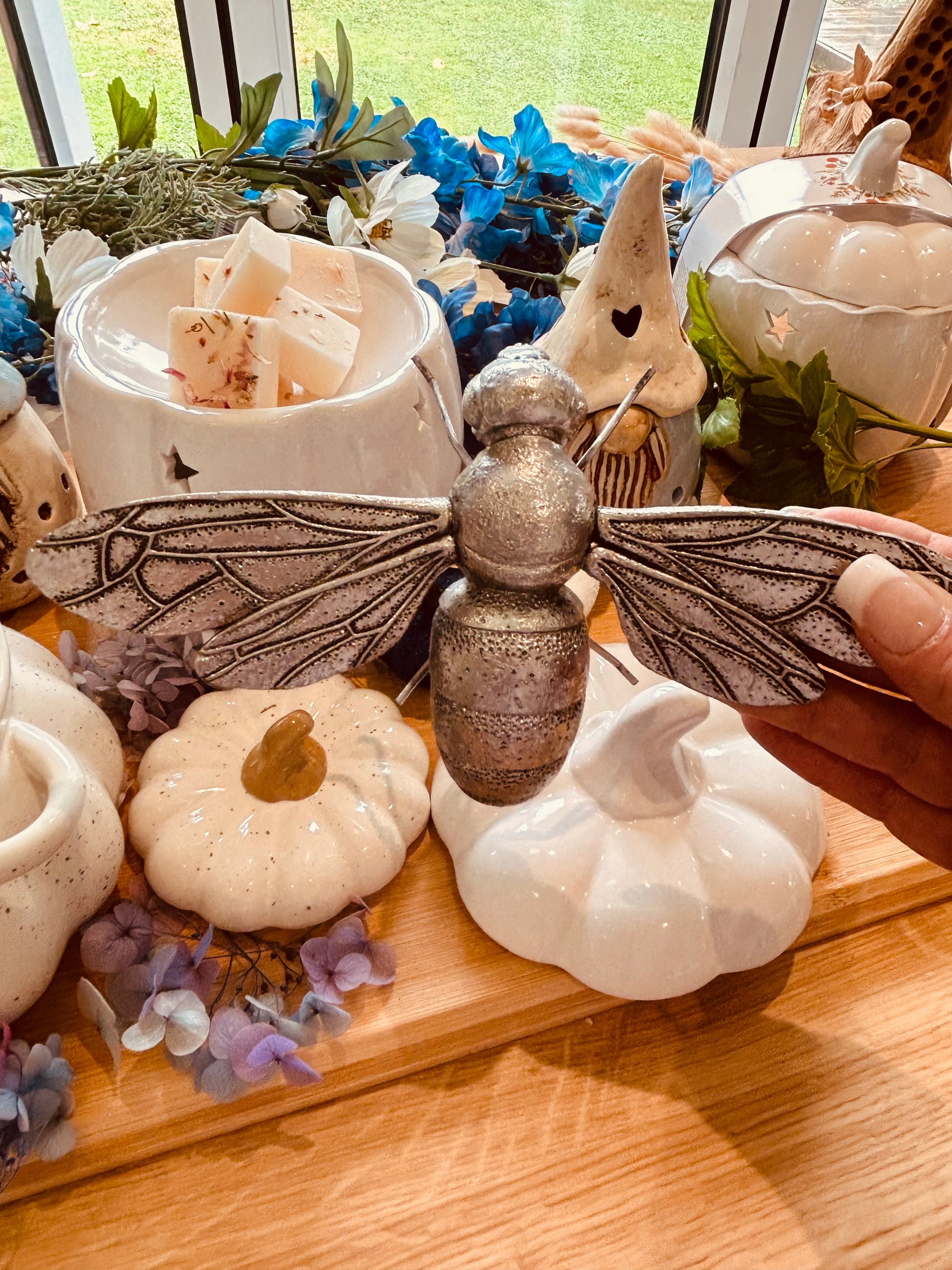 Bee ornament- Home Bee Decor- can be hooked on wall - Carly's candles & wax melts