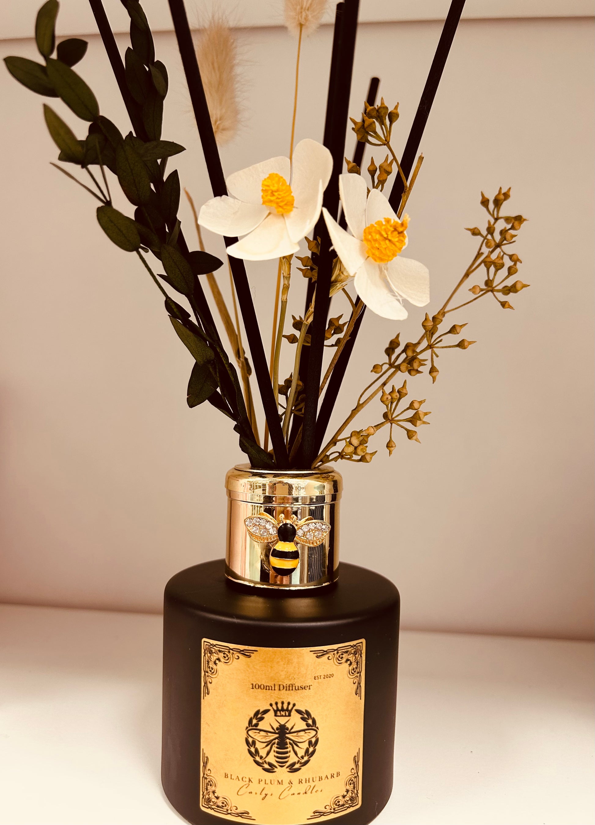 Black plum & Rhubarb diffuser - flowers not included - Carly's candles & wax melts