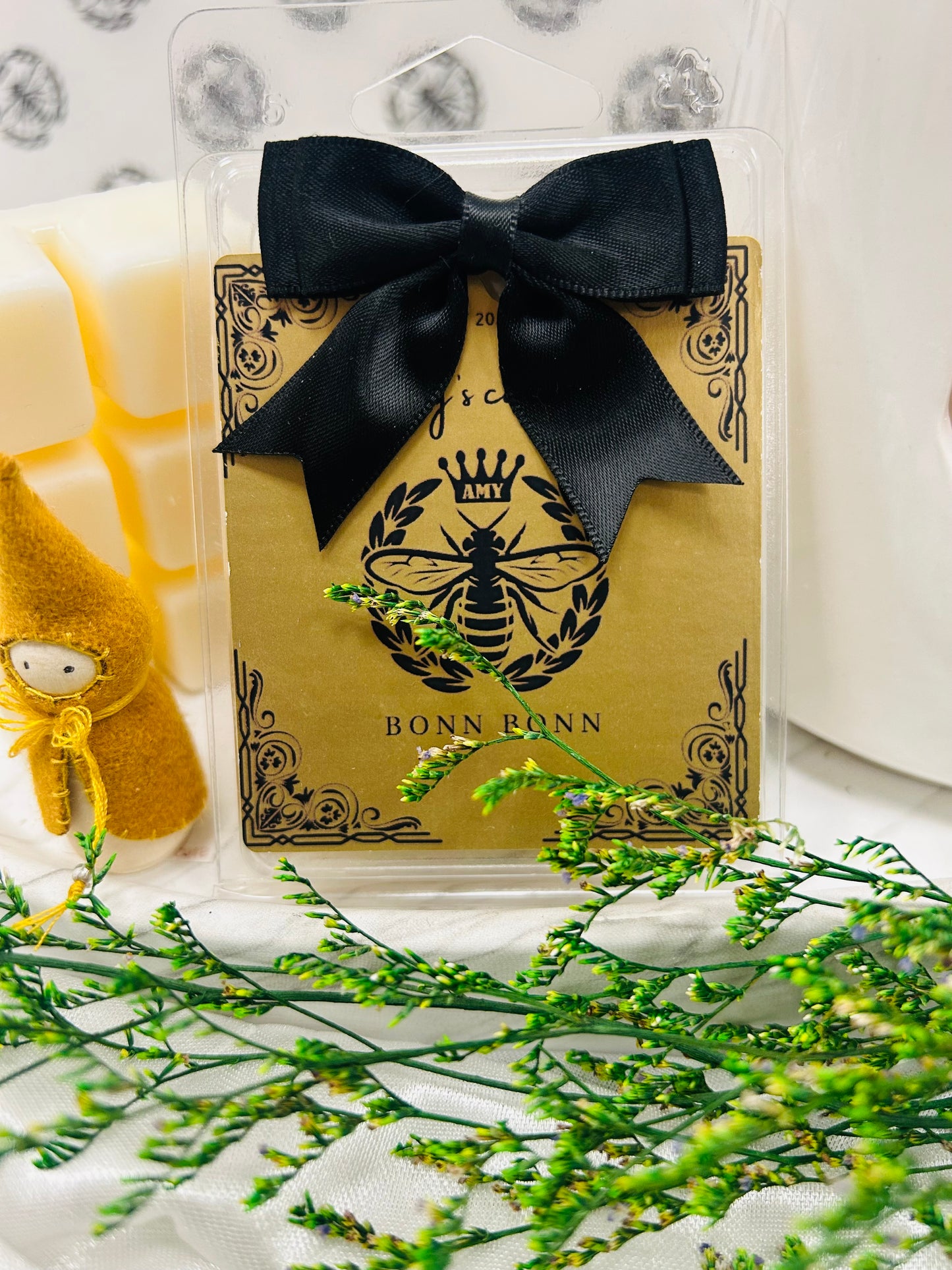 Bonn Bonn Fragrance Oil
Inspired by Viktor & Rolf Bonn Bonn