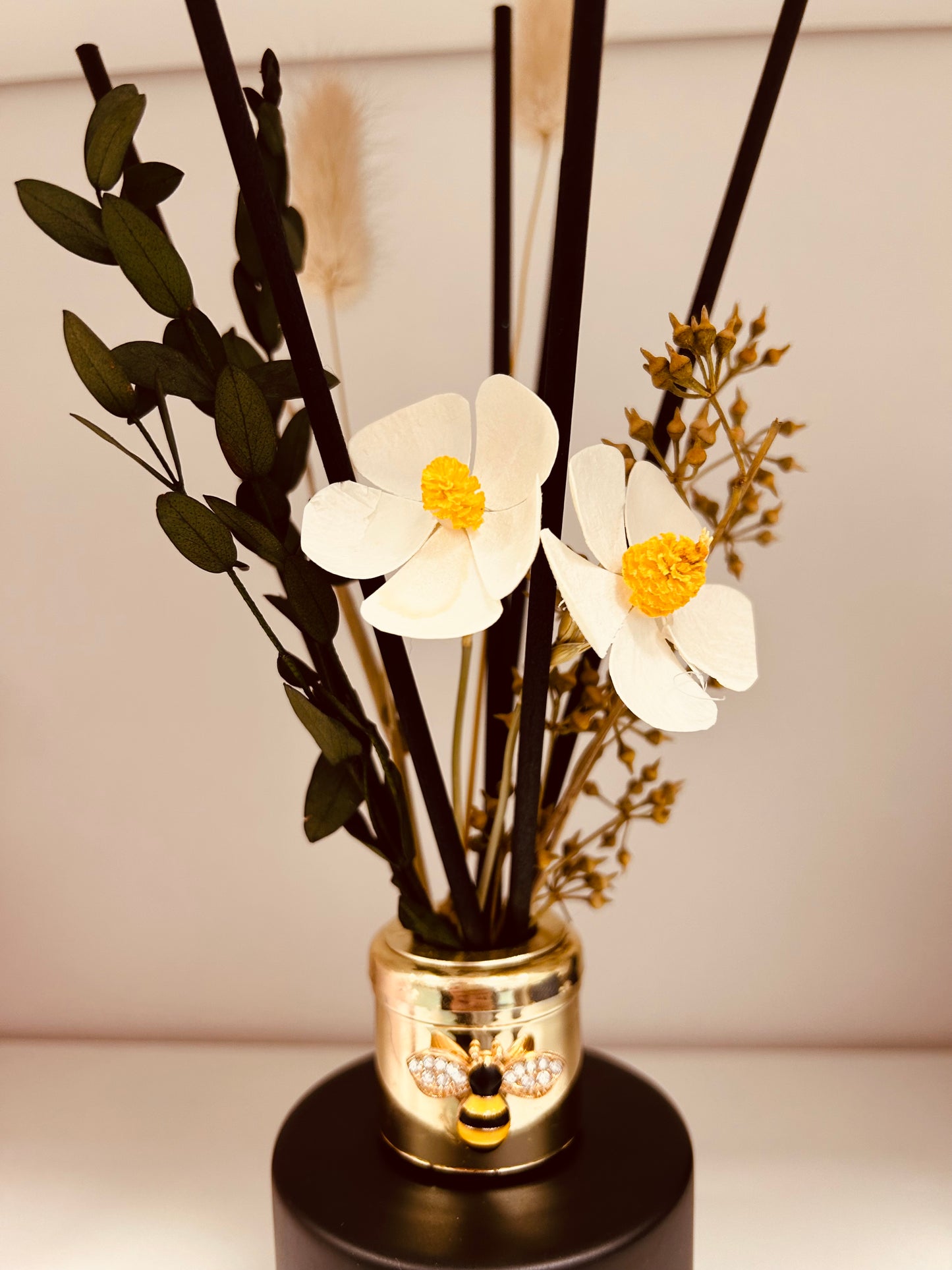 Black plum & Rhubarb diffuser - flowers not included - Carly's candles & wax melts