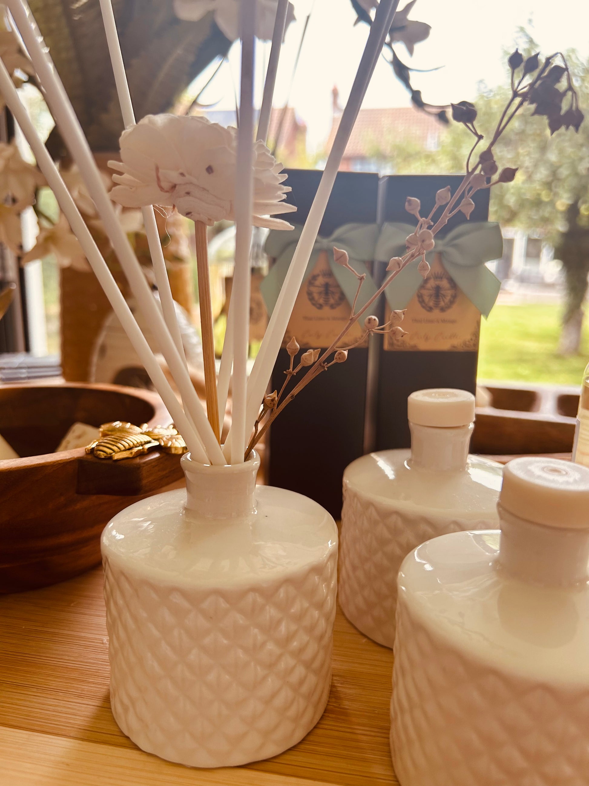 Thai lime & Mango diffuser - Carly's candles & wax melts