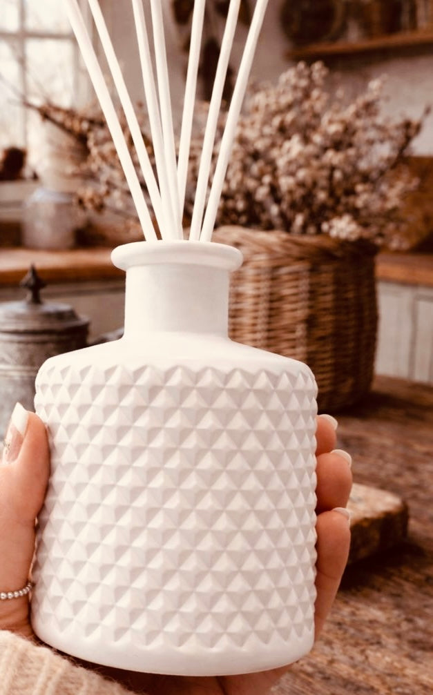 Geo Collection Reed Diffuser | Luxury Home Fragrance - Carly's candles & wax melts